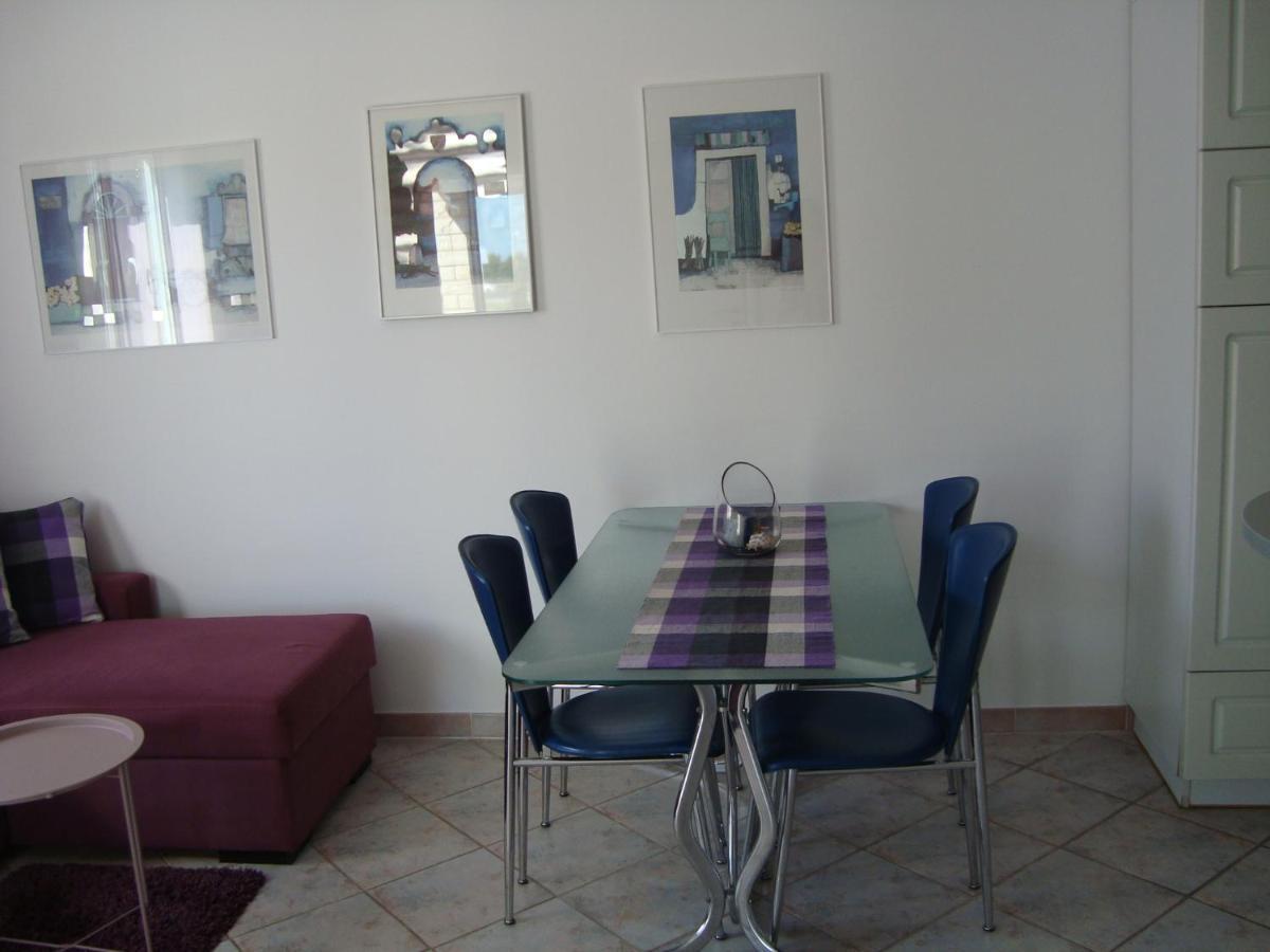 Apartman Carmen Crveni Vrh Exterior photo