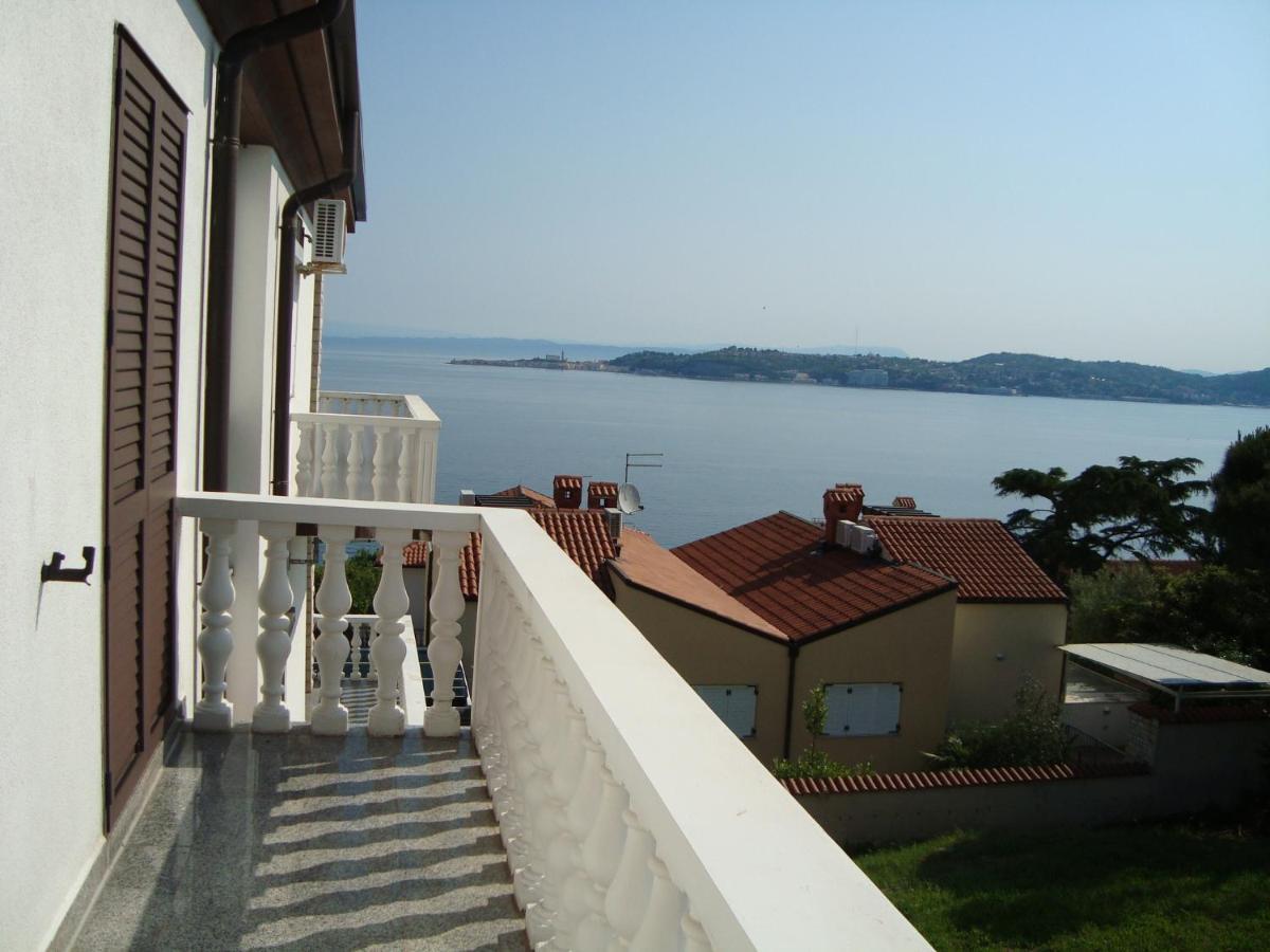 Apartman Carmen Crveni Vrh Exterior photo